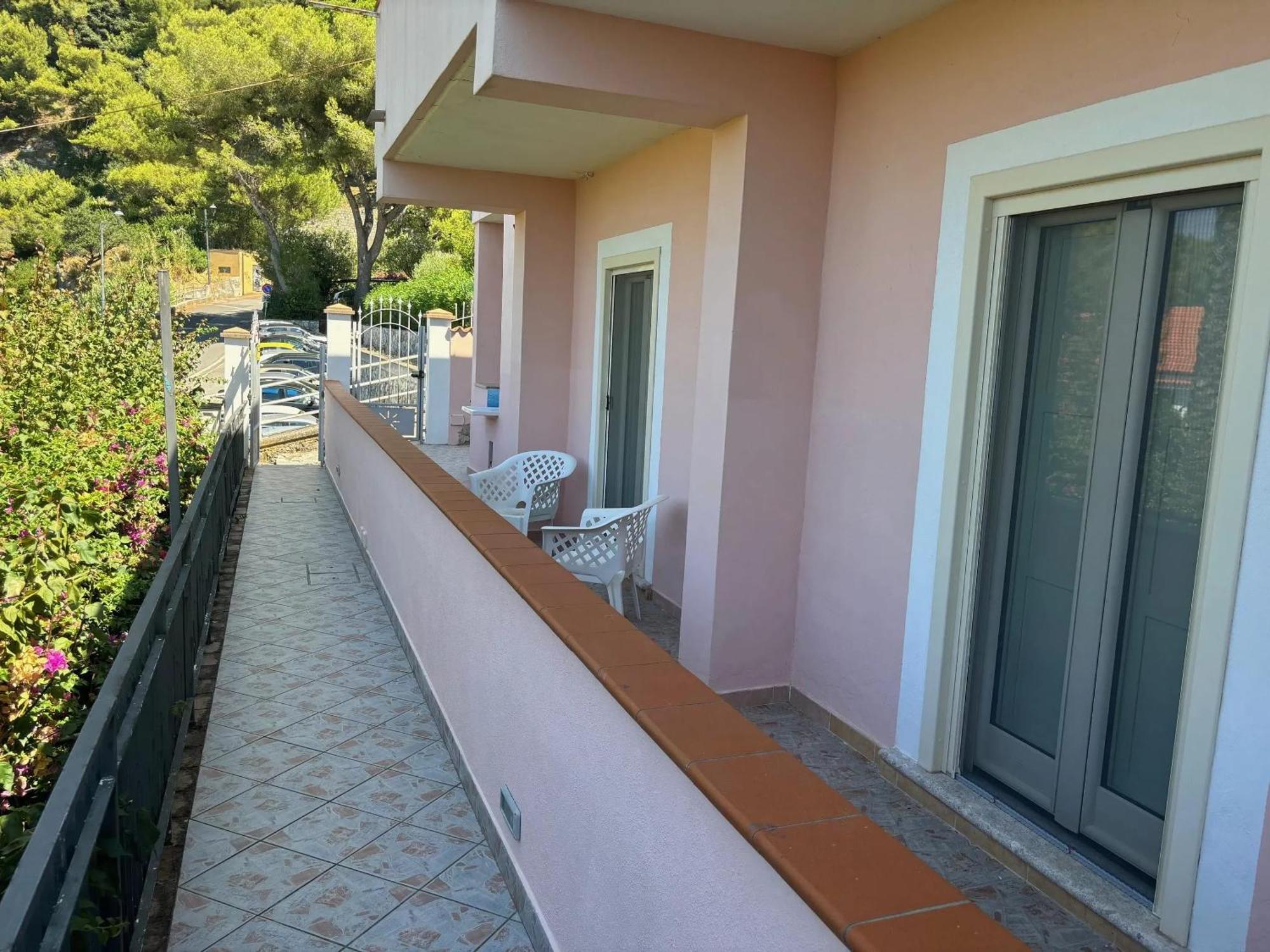 Comfortable Apartment In Maratea With Sea View 95 M² + Parking Kültér fotó